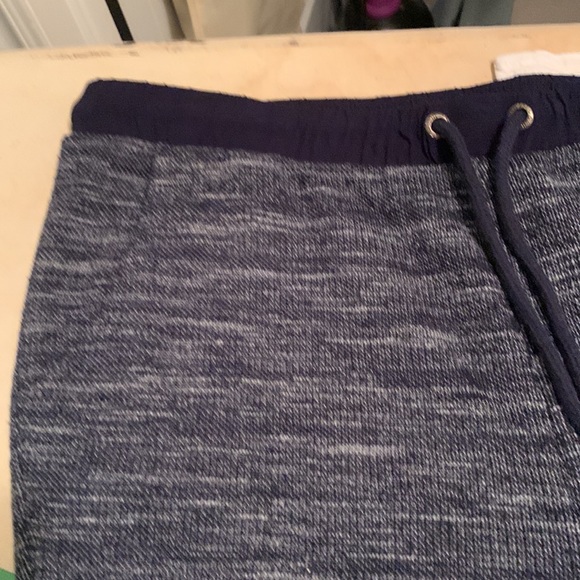 2 for $15 bundle Garage knitted pants with cuffs side pockets drawstring - Picture 6 of 6